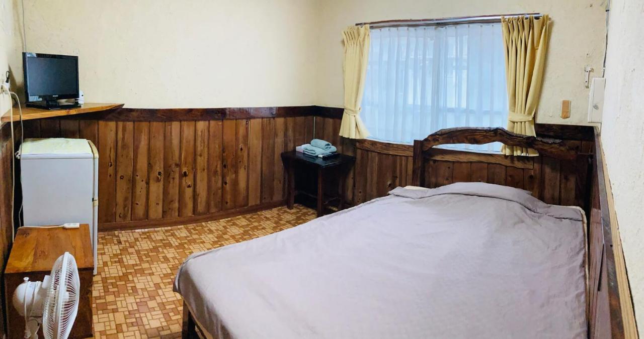 ペンションやいま日和 Hotel Ishigaki  Exterior foto